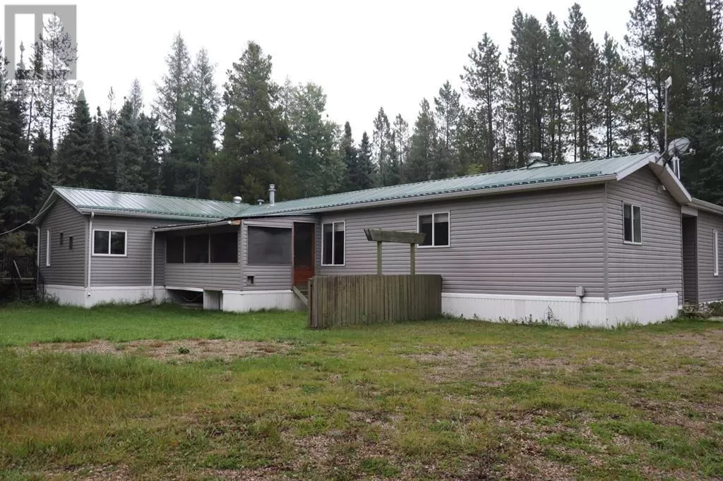 Manufactured Home/Mobile for rent: 16004 Township Road 542, Rural Yellowhead County, Alberta T7E 3H6