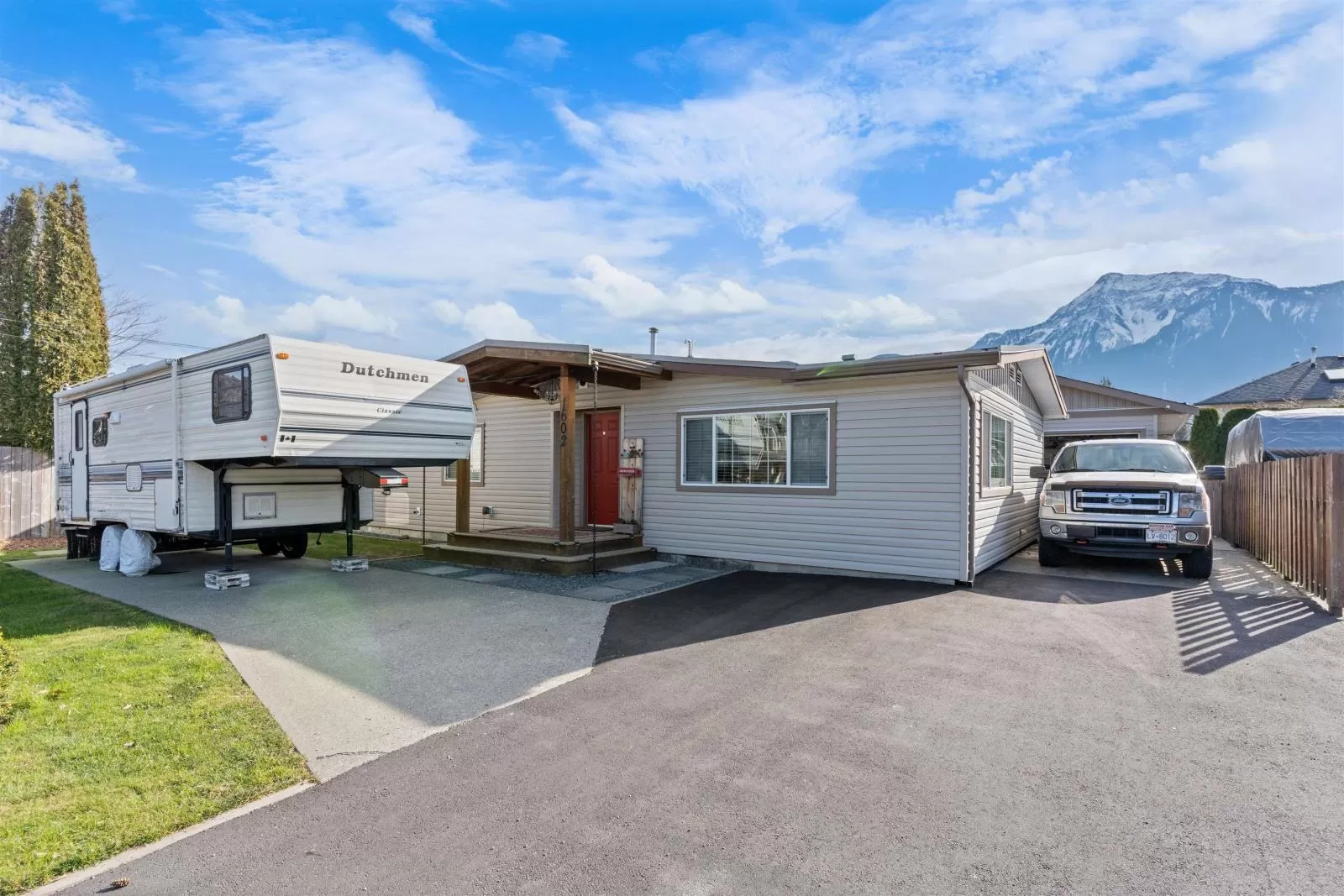Manufactured Home/Mobile for rent: 1602 Agassiz-rosedale No 9 Highway, Agassiz, British Columbia V0M 1A2