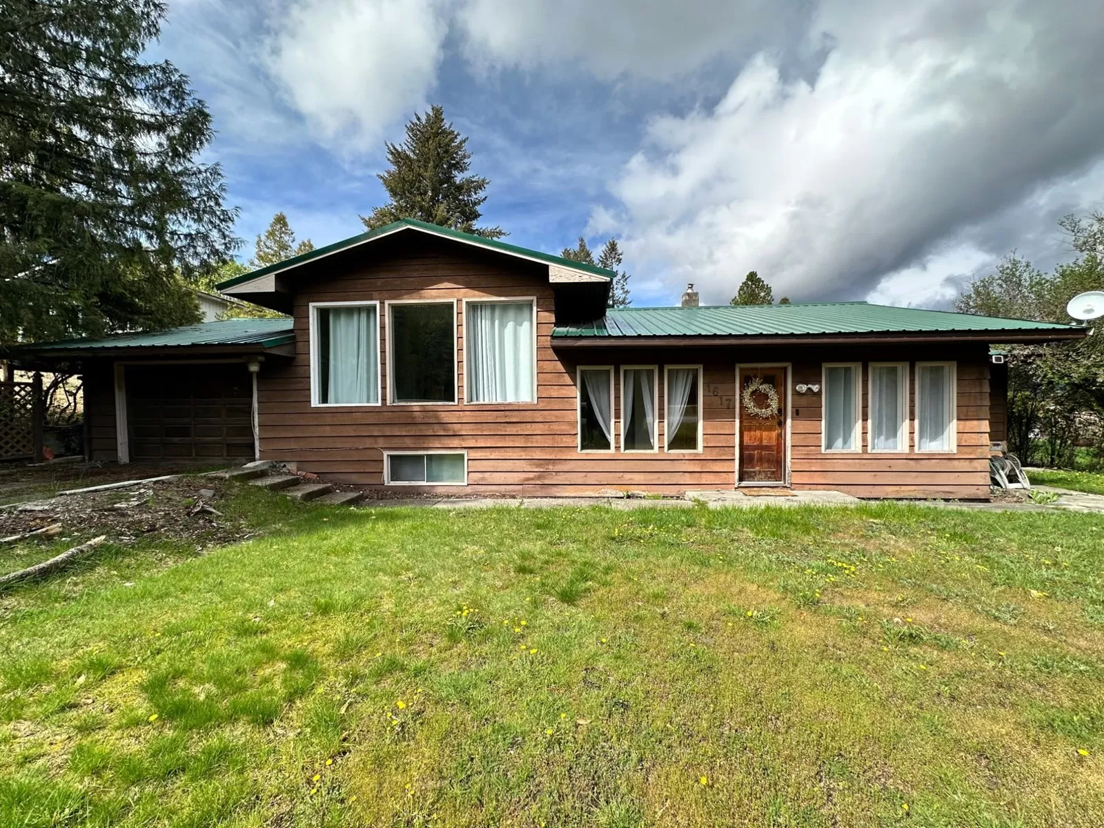 House for rent: 1617 Christina Road, Christina Lake, British Columbia V0H 1E0