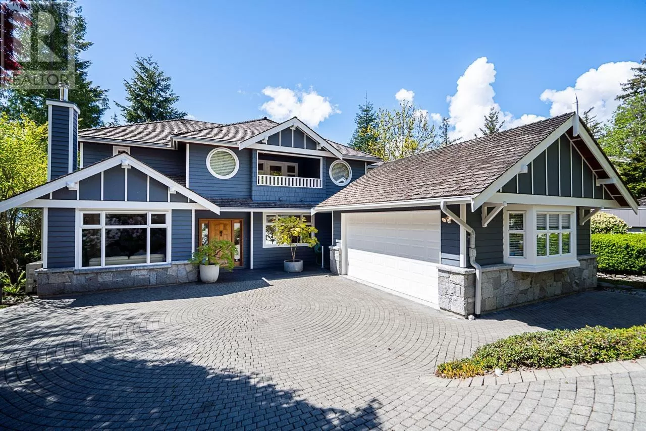 House for rent: 162 Furry Creek Drive, Furry Creek, British Columbia V0N 3Z2