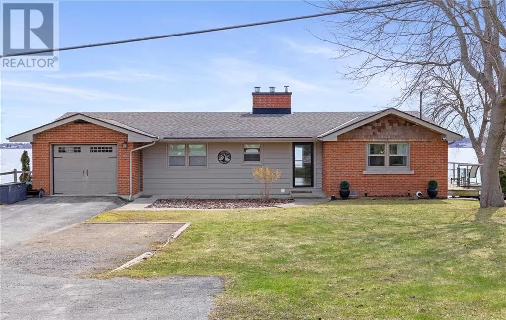 House for rent: 1651 County Road 2 Road W, Prescott, Ontario K0E 1T0