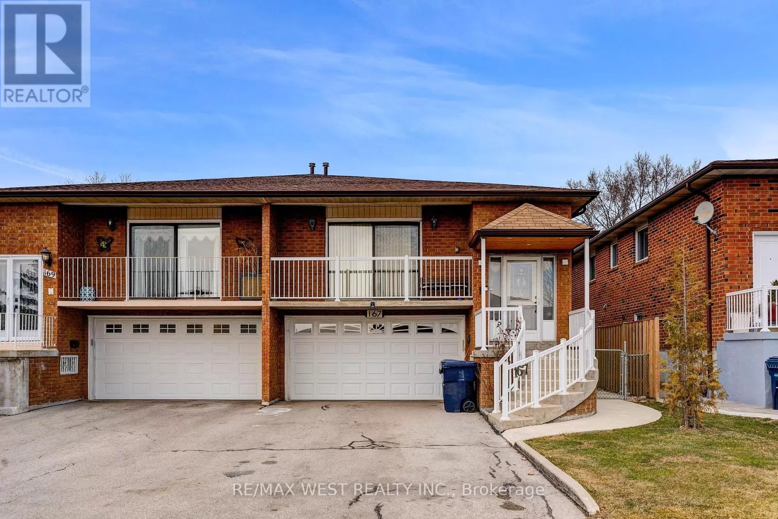 House for rent: 167 Arleta Avenue, Toronto, Ontario M3L 2M3