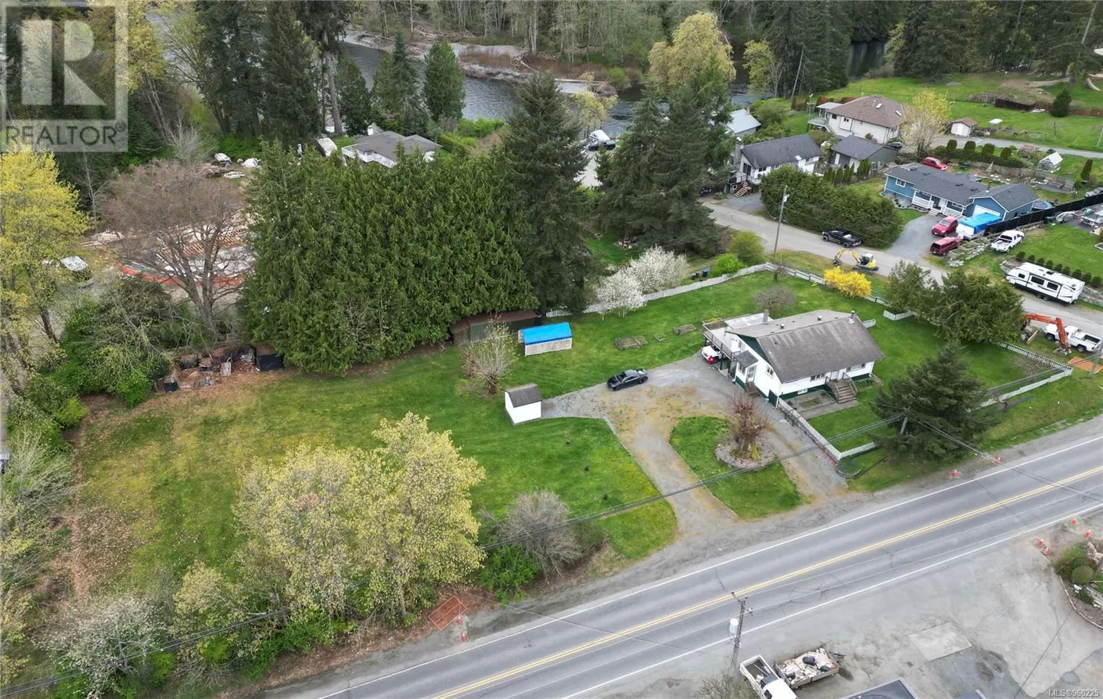 House for rent: 1679 Cedar Rd, Nanaimo, British Columbia V9X 1L4