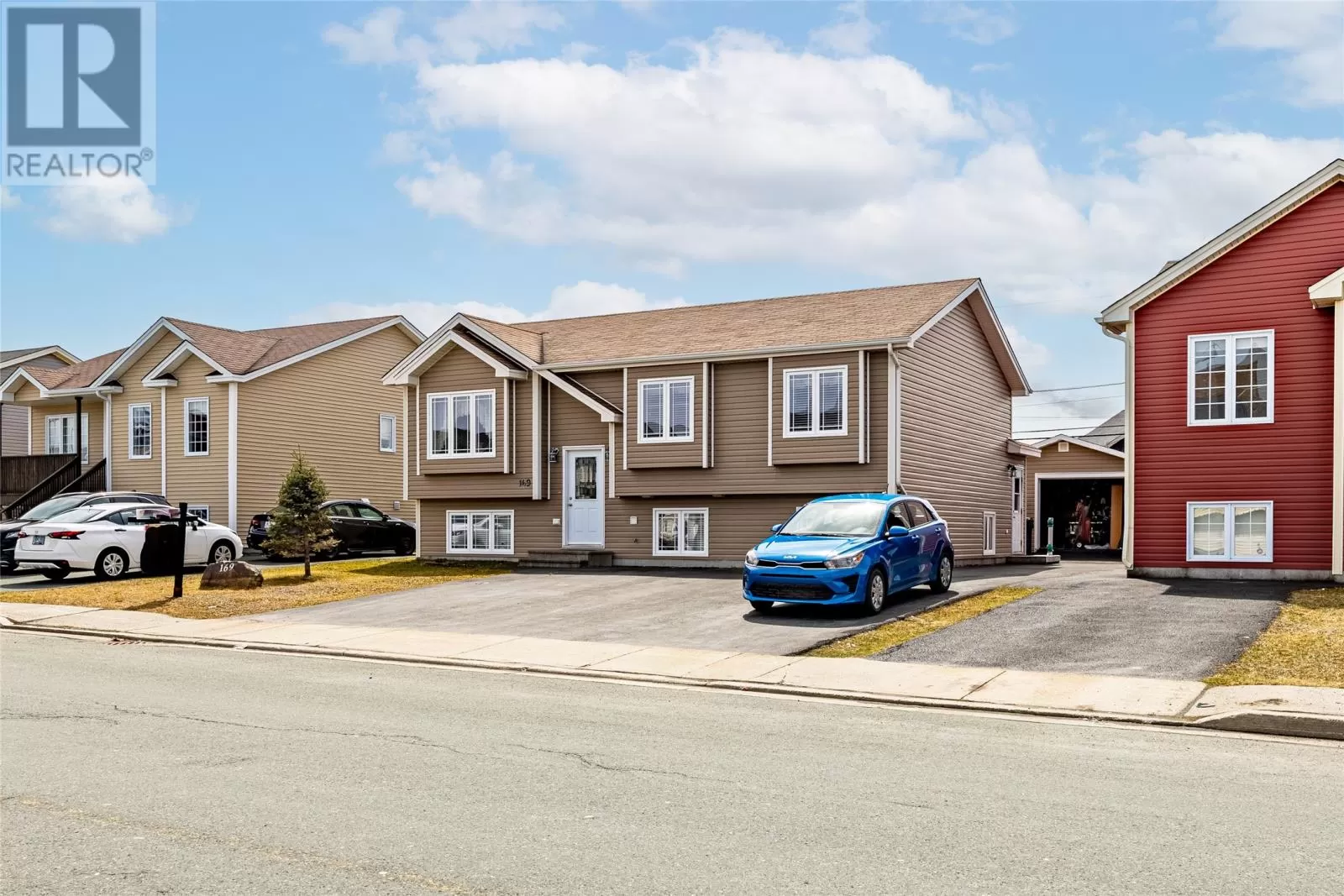Two Apartment House for rent: 169 Elizabeth Drive, Paradise, Newfoundland & Labrador A1L 1E5
