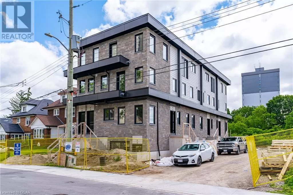 Apartment for rent: 17 Peter Street Unit# 4, Kitchener, Ontario N2G 3J5