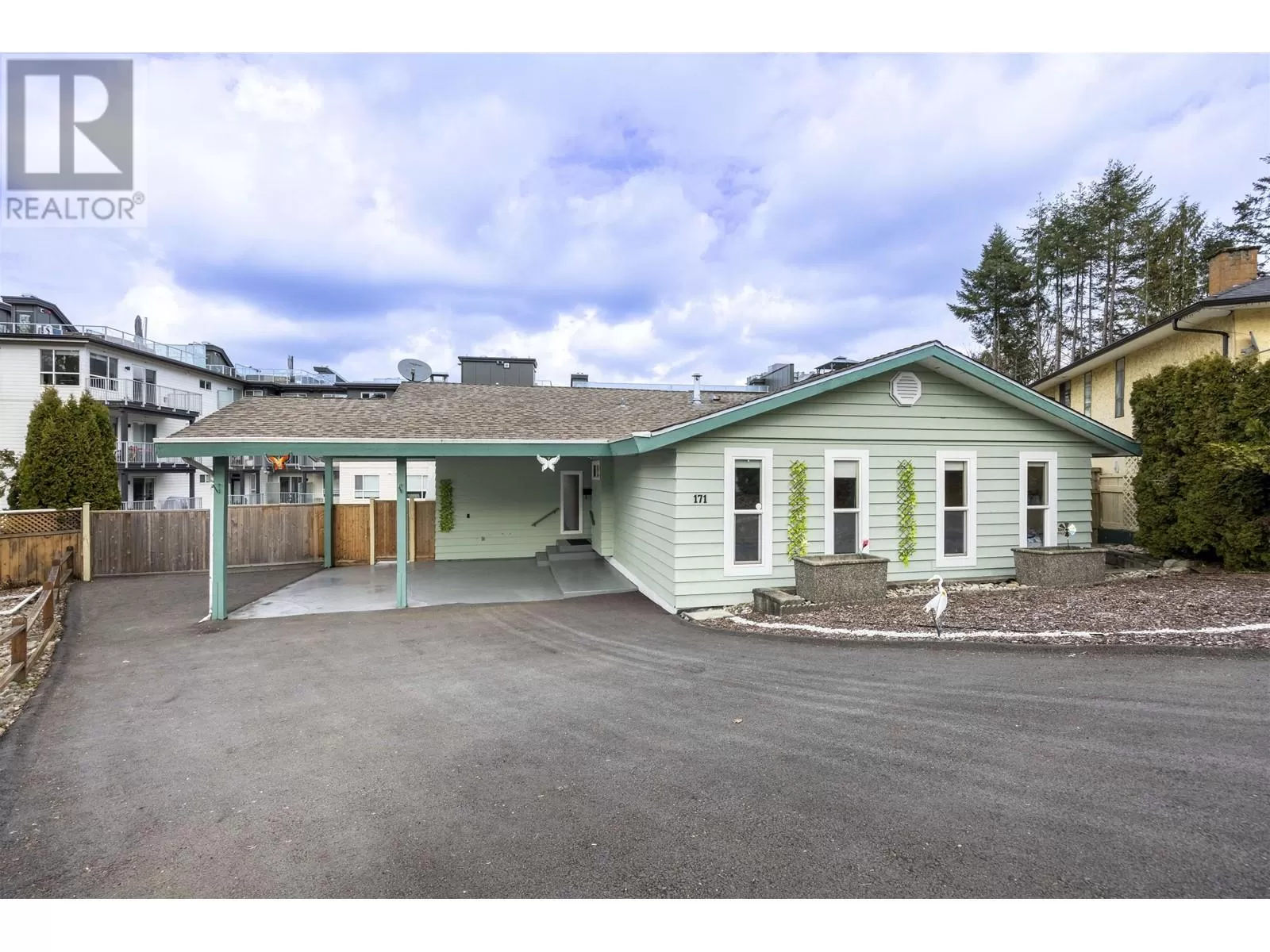 House for rent: 171 Edward Crescent, Port Moody, British Columbia V3H 3J8