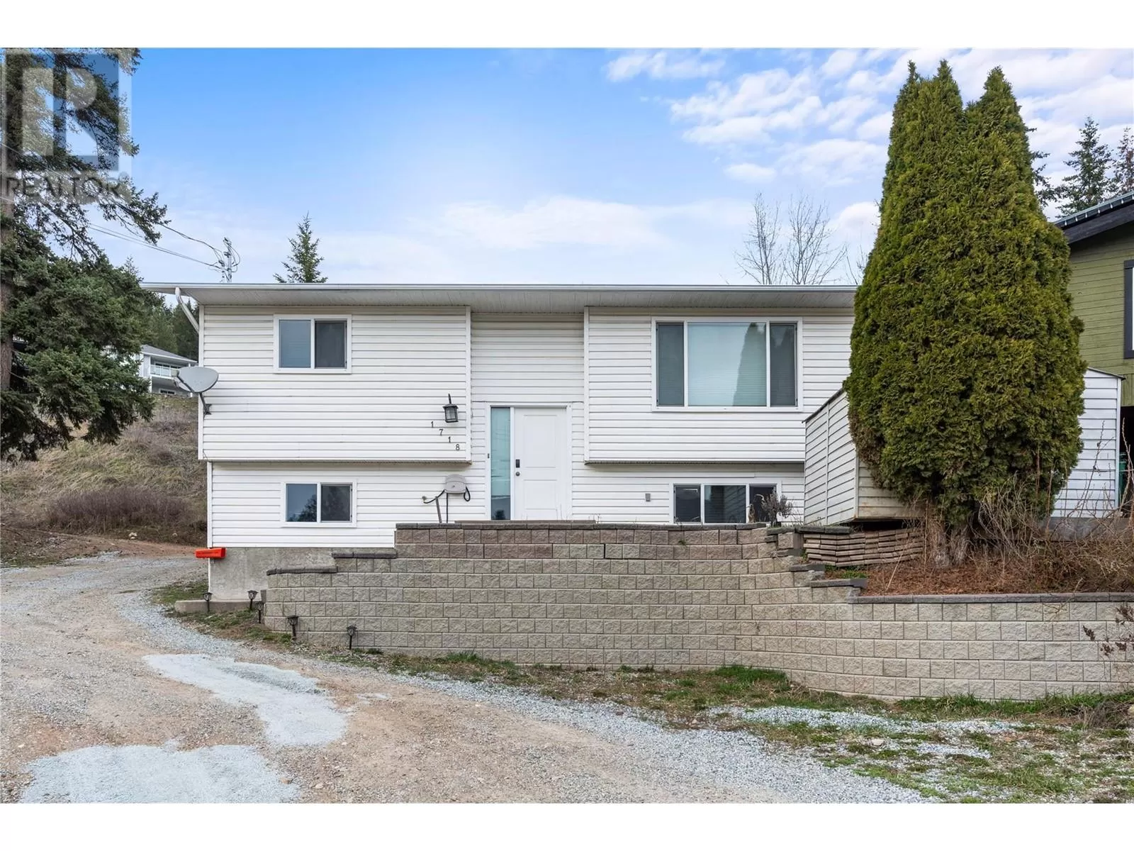 House for rent: 1718 Grandview Avenue, Lumby, British Columbia V0E 2G0