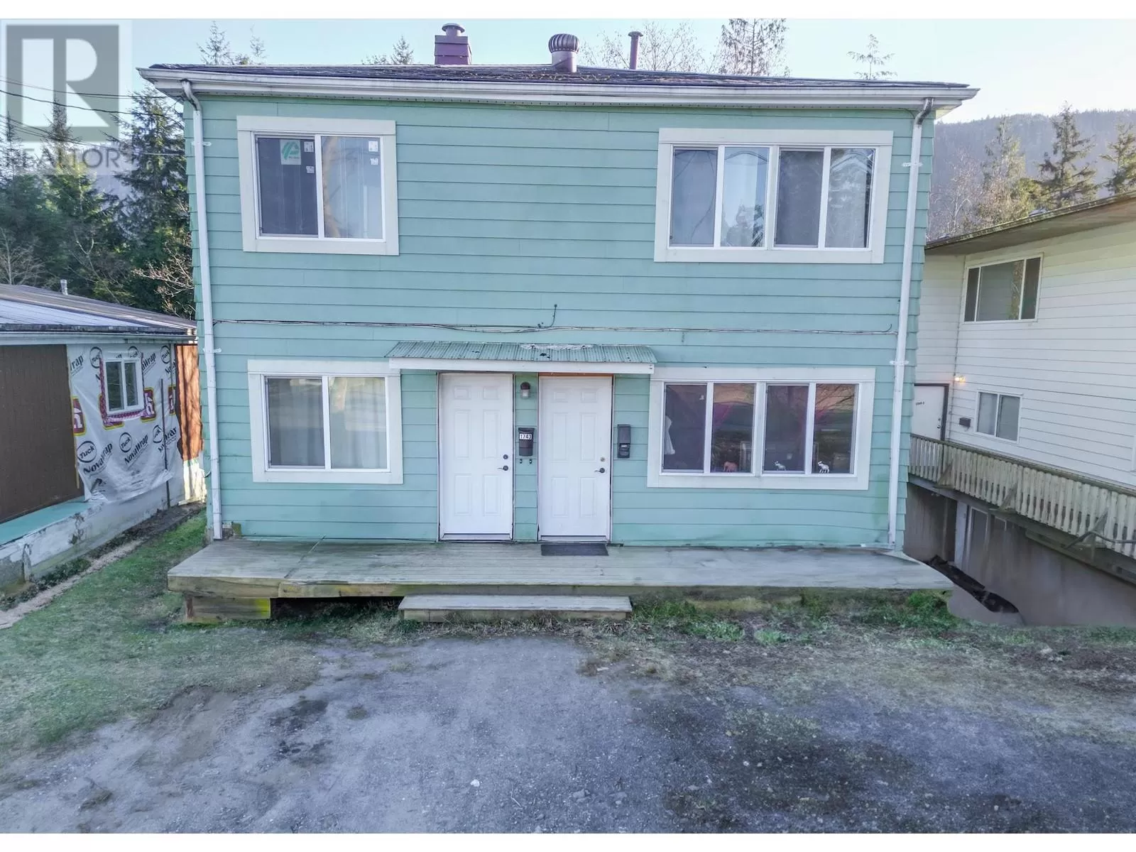 Triplex for rent: 1741-1743 W 2nd Avenue, Prince Rupert, British Columbia V8J 1J5