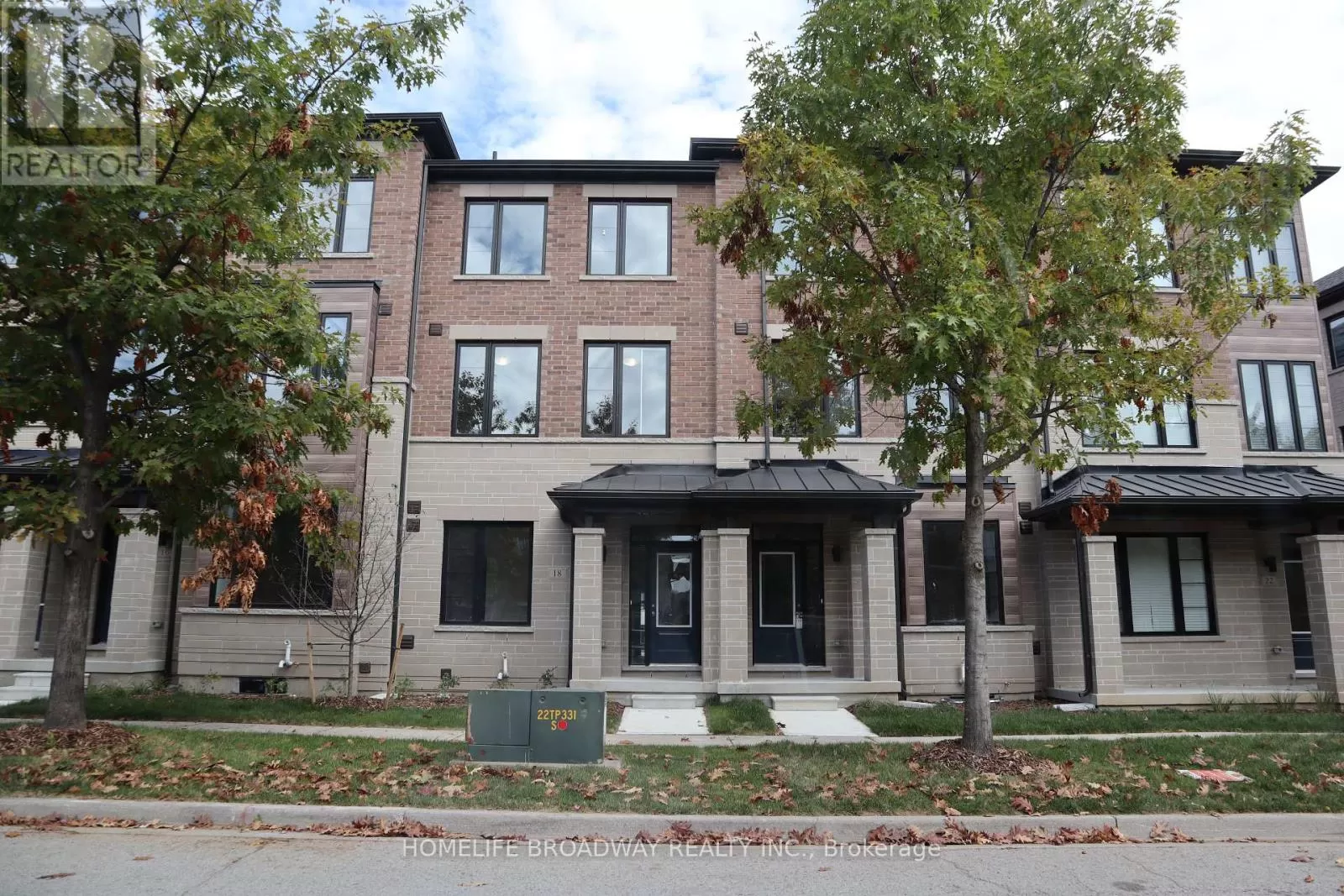 Row / Townhouse for rent: 18 Carole Bell Way, Markham, Ontario L6E 2G7