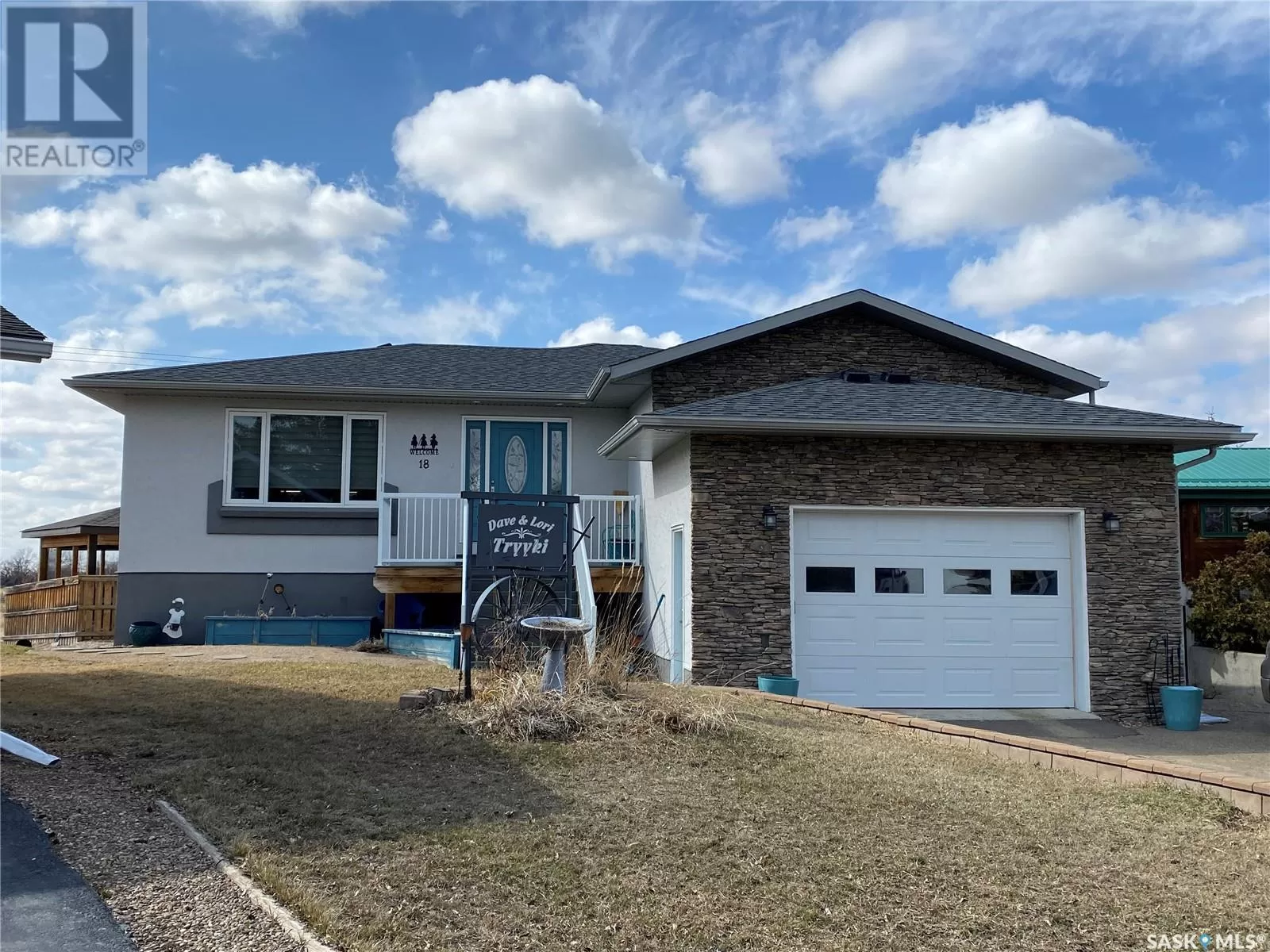 House for rent: 18 Chinook Place, Maple Creek, Saskatchewan S0N 1N0