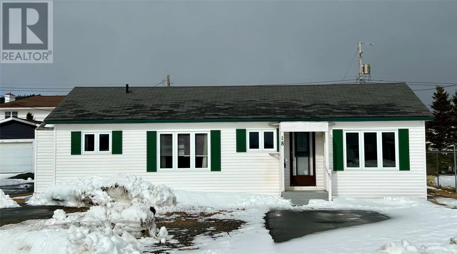 Multi-Family for rent: 18 Churchill Avenue, Placenta, Newfoundland & Labrador A0B 2Y0