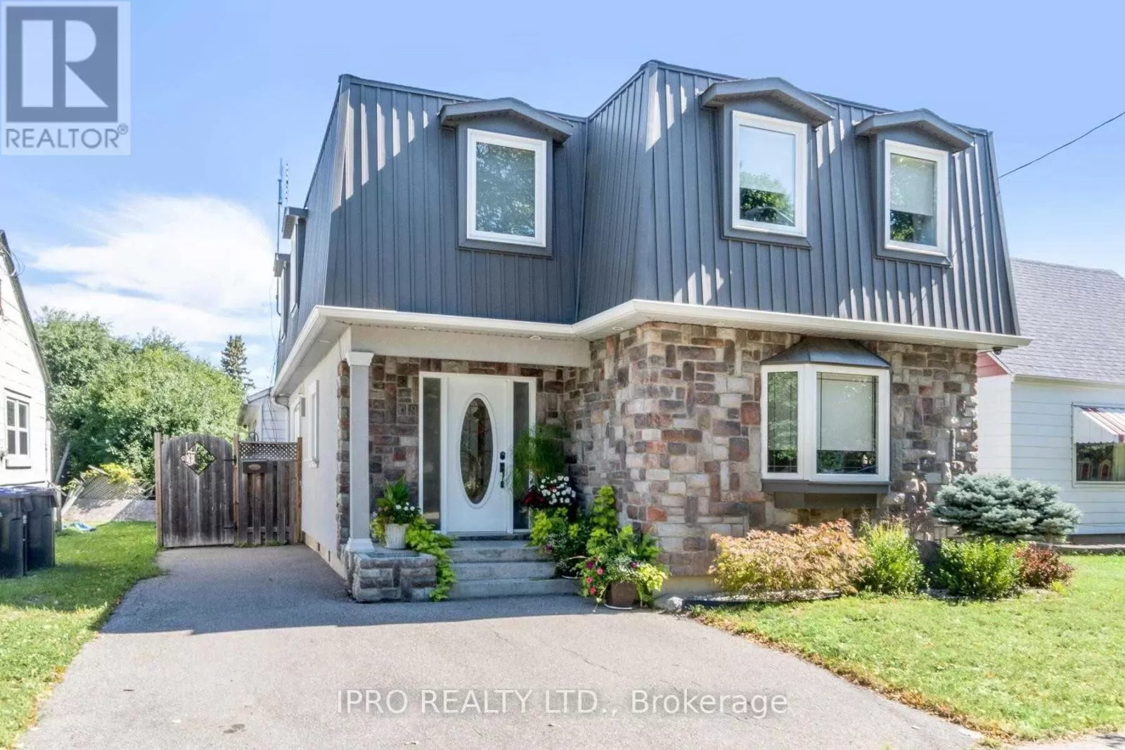 House for rent: 18 Sunset Boulevard, Brampton, Ontario L6X 1W8