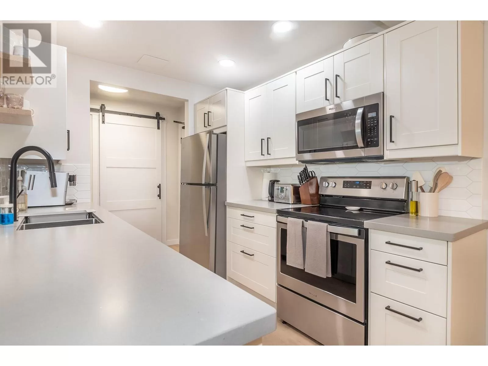 Apartment for rent: 1801 32 Street Unit# 110, Vernon, British Columbia V1T 5K4
