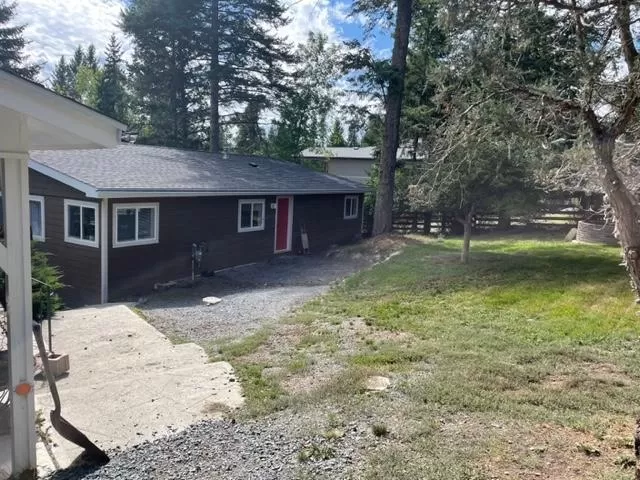 House for rent: 1801 Carl Thompson Road, Cranbrook, British Columbia V1C 6V7