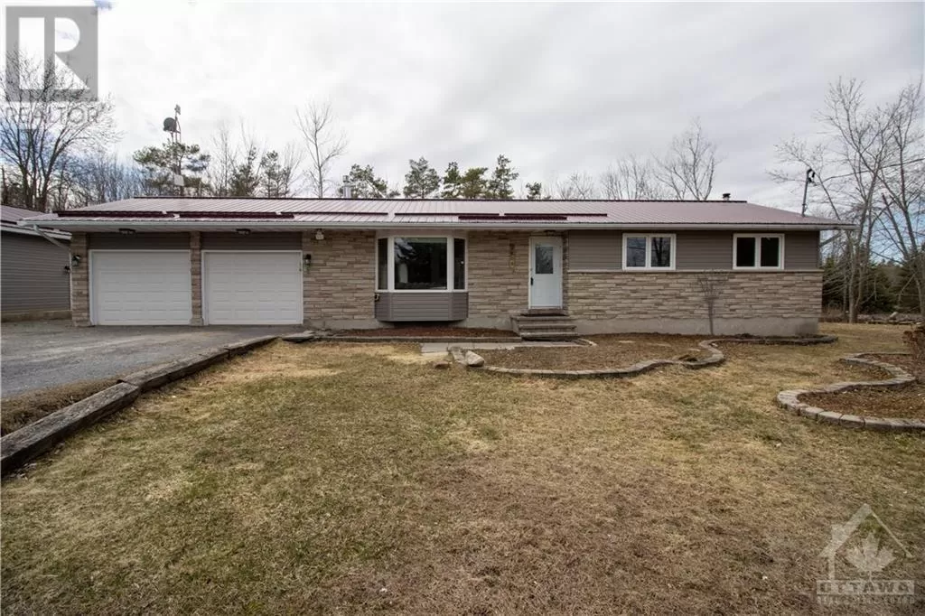 House for rent: 1804 South Russell Road, Russell, Ontario K4R 1E5