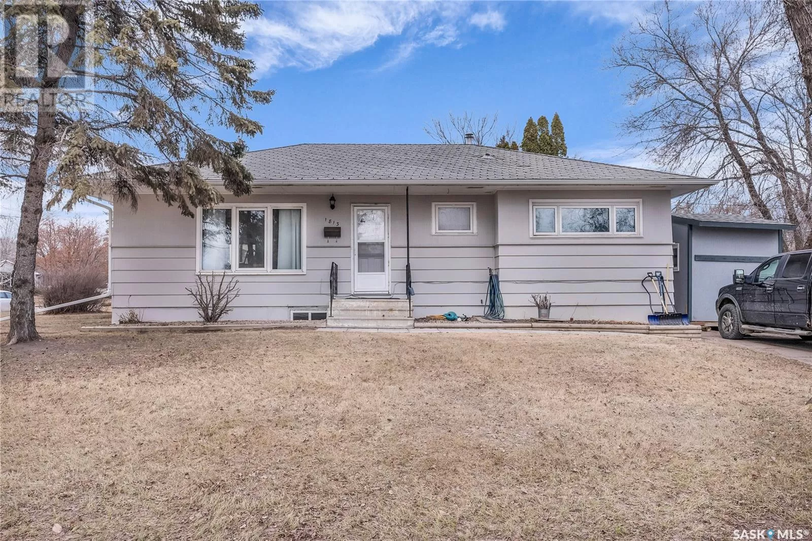 House for rent: 1813 Park Avenue, Saskatoon, Saskatchewan S7H 2P4