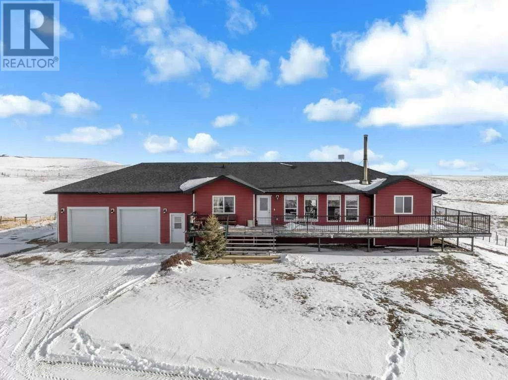 House for rent: 183065 Range Road 231, Rural Vulcan County, Alberta T0L 1L0