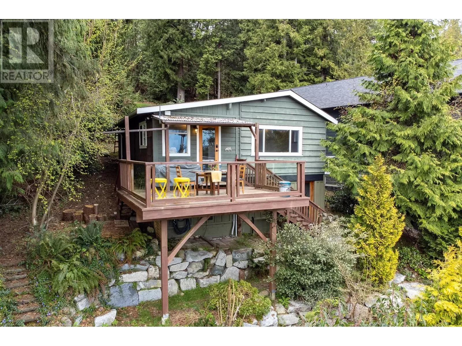 House for rent: 1837 North Road, Gibsons, British Columbia V0N 1V1