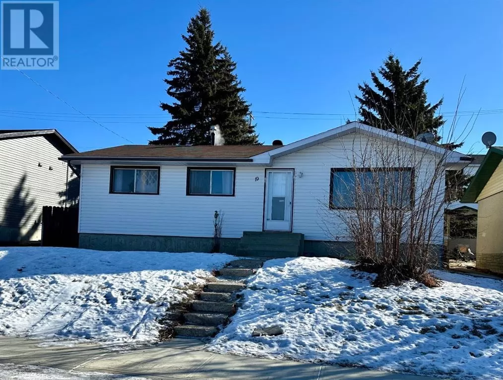 House for rent: 19 Lakeview Crescent, Lac La Biche, Alberta T0A 2C0