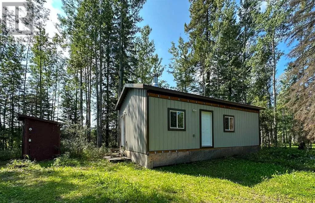 Recreational for rent: 19 Shiningbank Lake, Rural Yellowhead County, Alberta T7N 1N9
