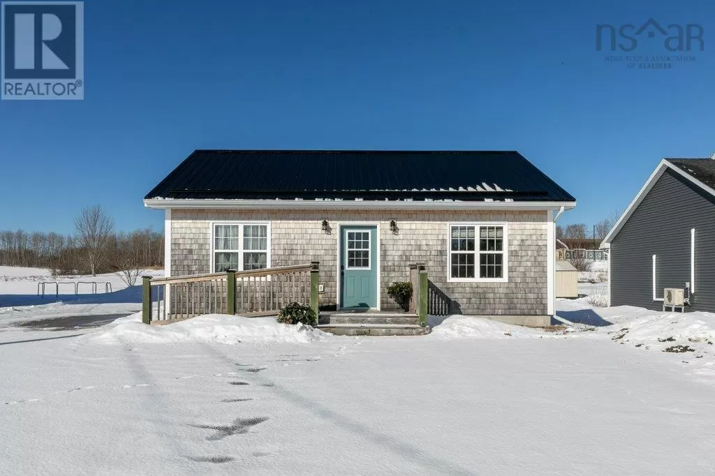 House for rent: 194 Falmouth Dyke Road, Falmouth, Nova Scotia B0P 1P0
