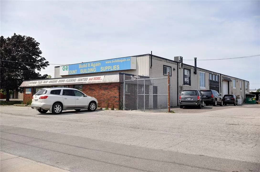 Warehouse for rent: 195 Barton Street, Stoney Creek, Ontario L8E 2K3