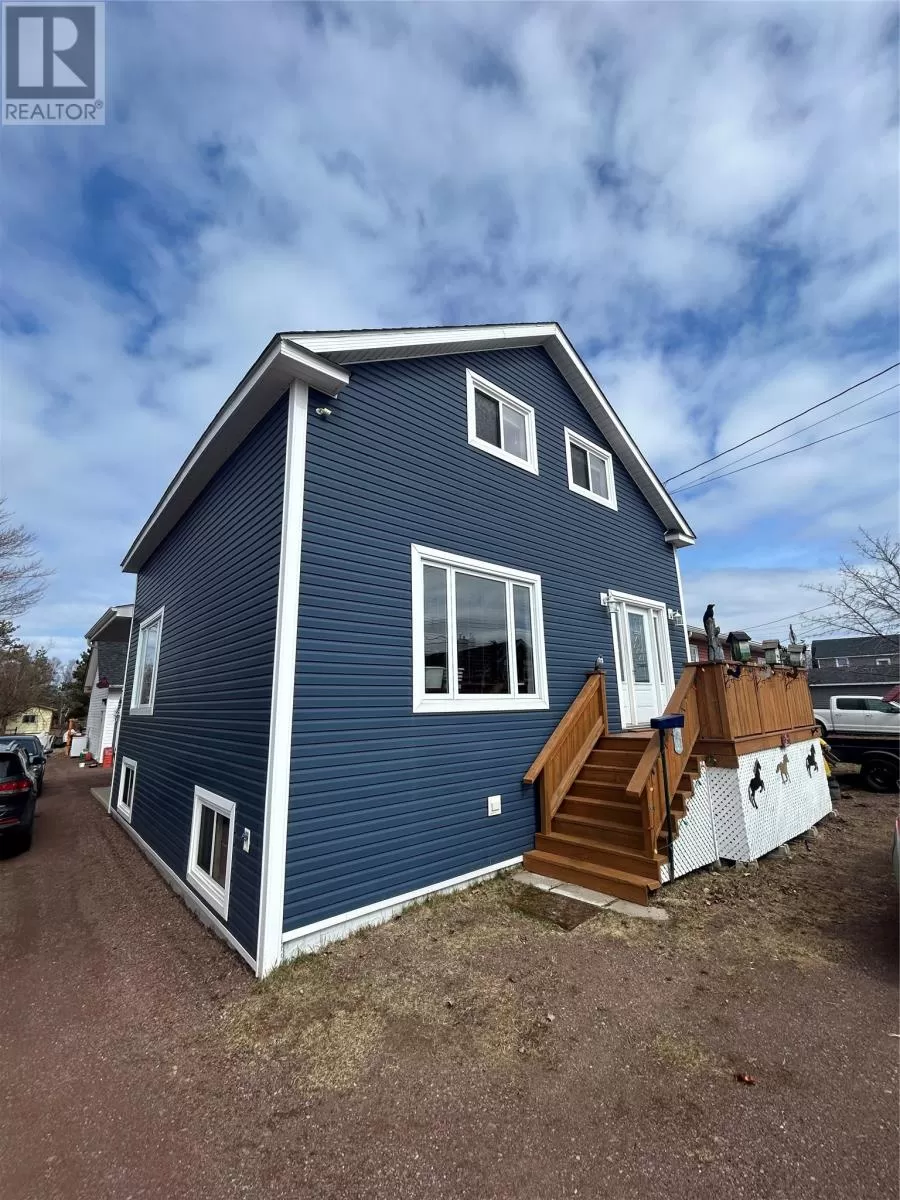 House for rent: 2 Wireless Road, Botwood, Newfoundland & Labrador A0H 1E0