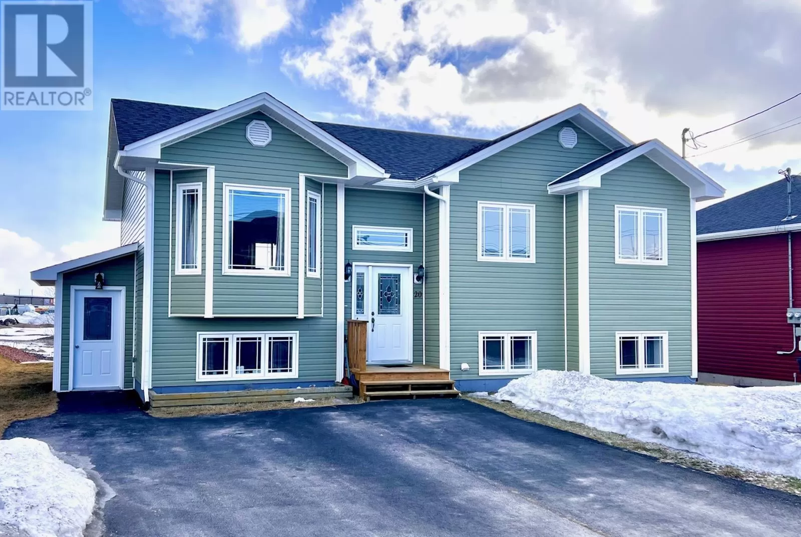 Two Apartment House for rent: 20 Bare Mountain Road, CLARENVILLE, Newfoundland & Labrador A5A 0E4