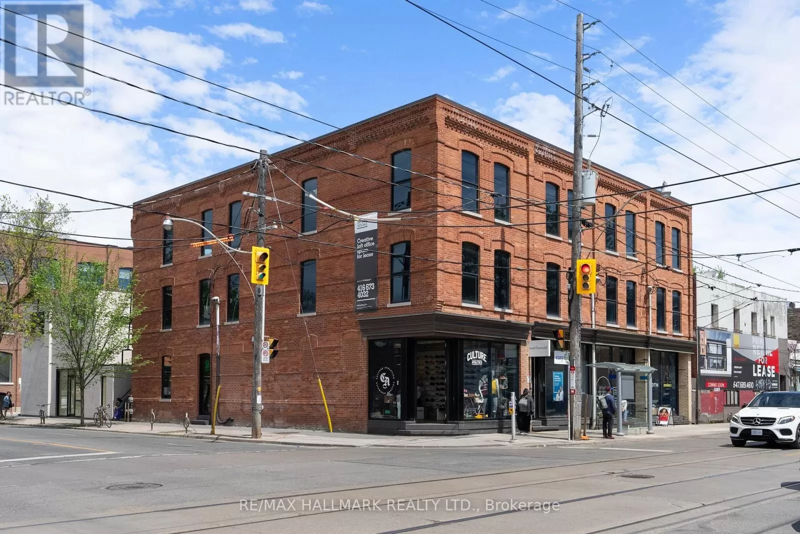 Residential Commercial Mix for rent: 200 - 974 Queen Street E, Toronto, Ontario M4M 1K1