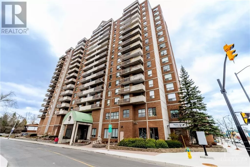 Apartment for rent: 200 Lafontaine Avenue Unit#1003, Ottawa, Ontario K1L 8K8