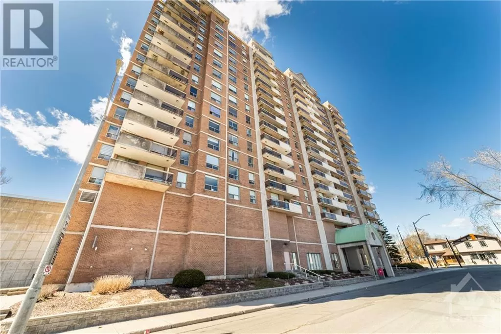 Apartment for rent: 200 Lafontaine Avenue Unit#1705, Ottawa, Ontario K1L 8K8