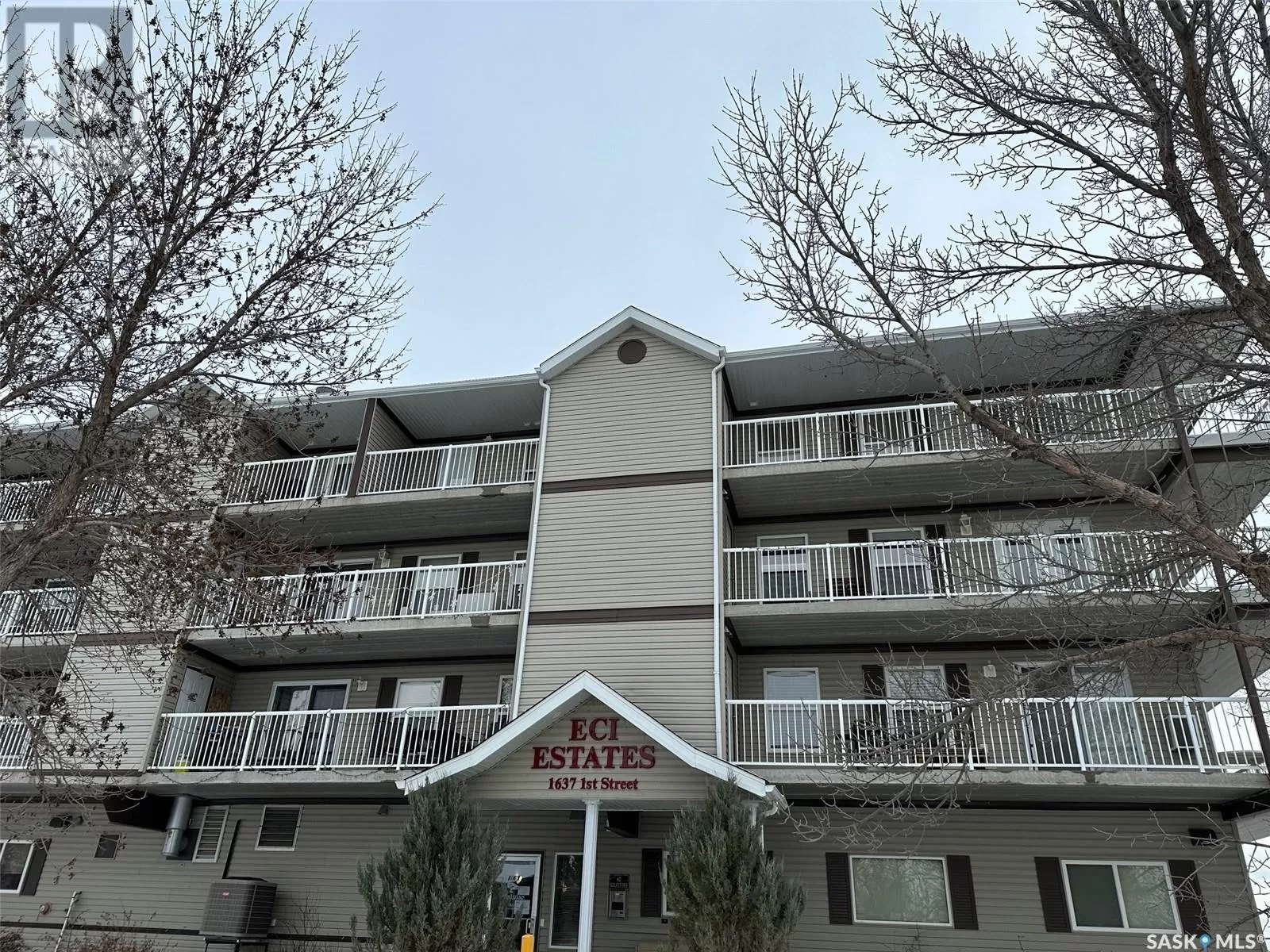 Apartment for rent: 201 1637 First Street, Estevan, Saskatchewan S4A 2X4