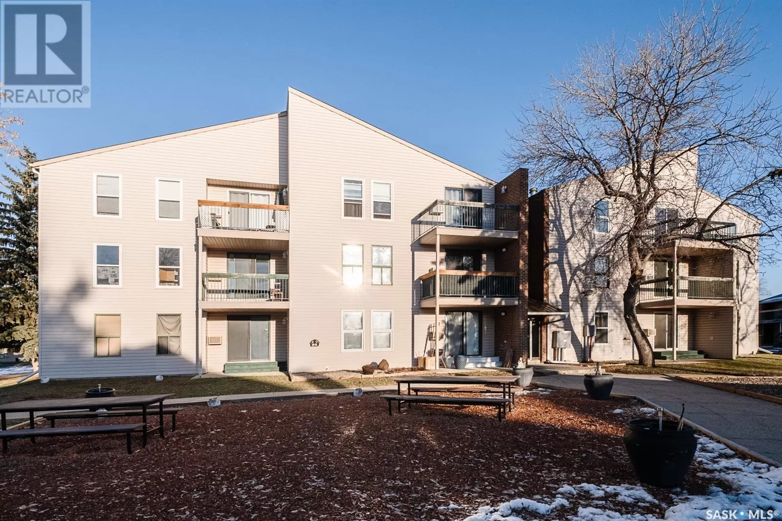 Apartment for rent: 201 34 Nollet Avenue, Regina, Saskatchewan S4T 7P9