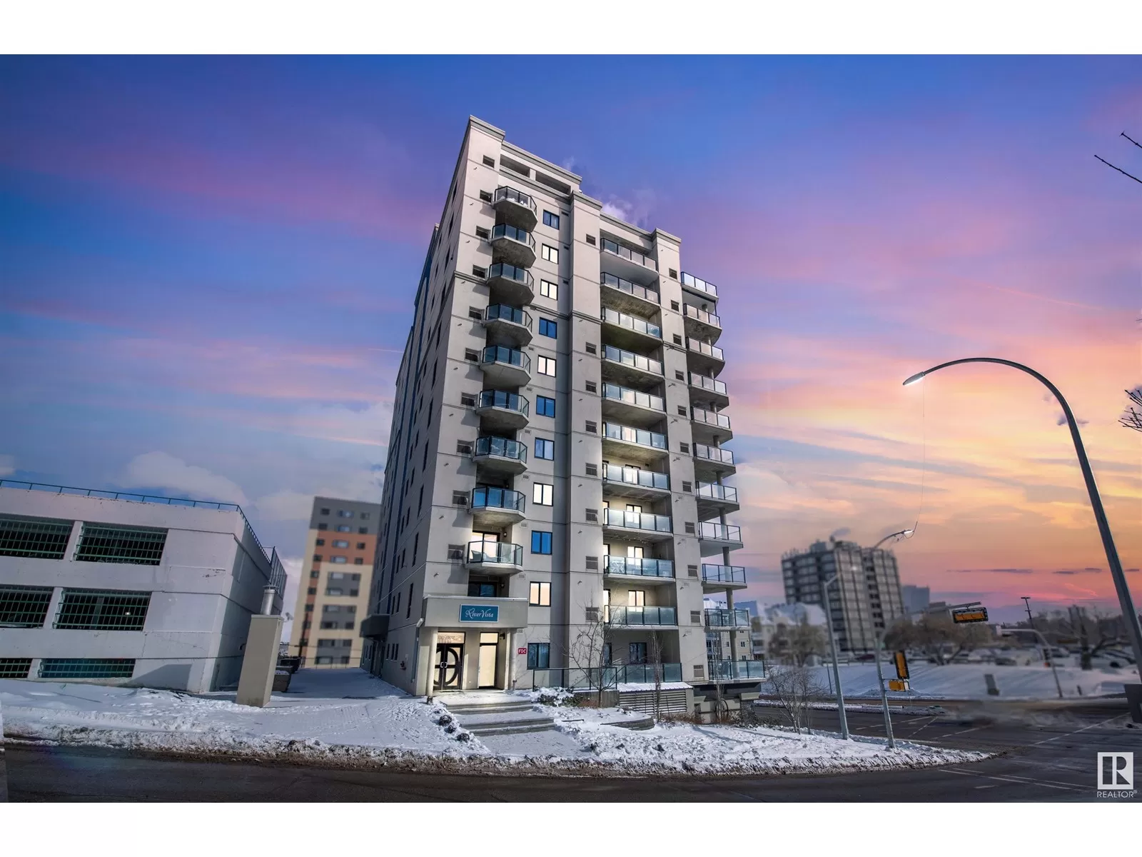 Apartment for rent: #201 9707 106 St Nw, Edmonton, Alberta T5K 0B7
