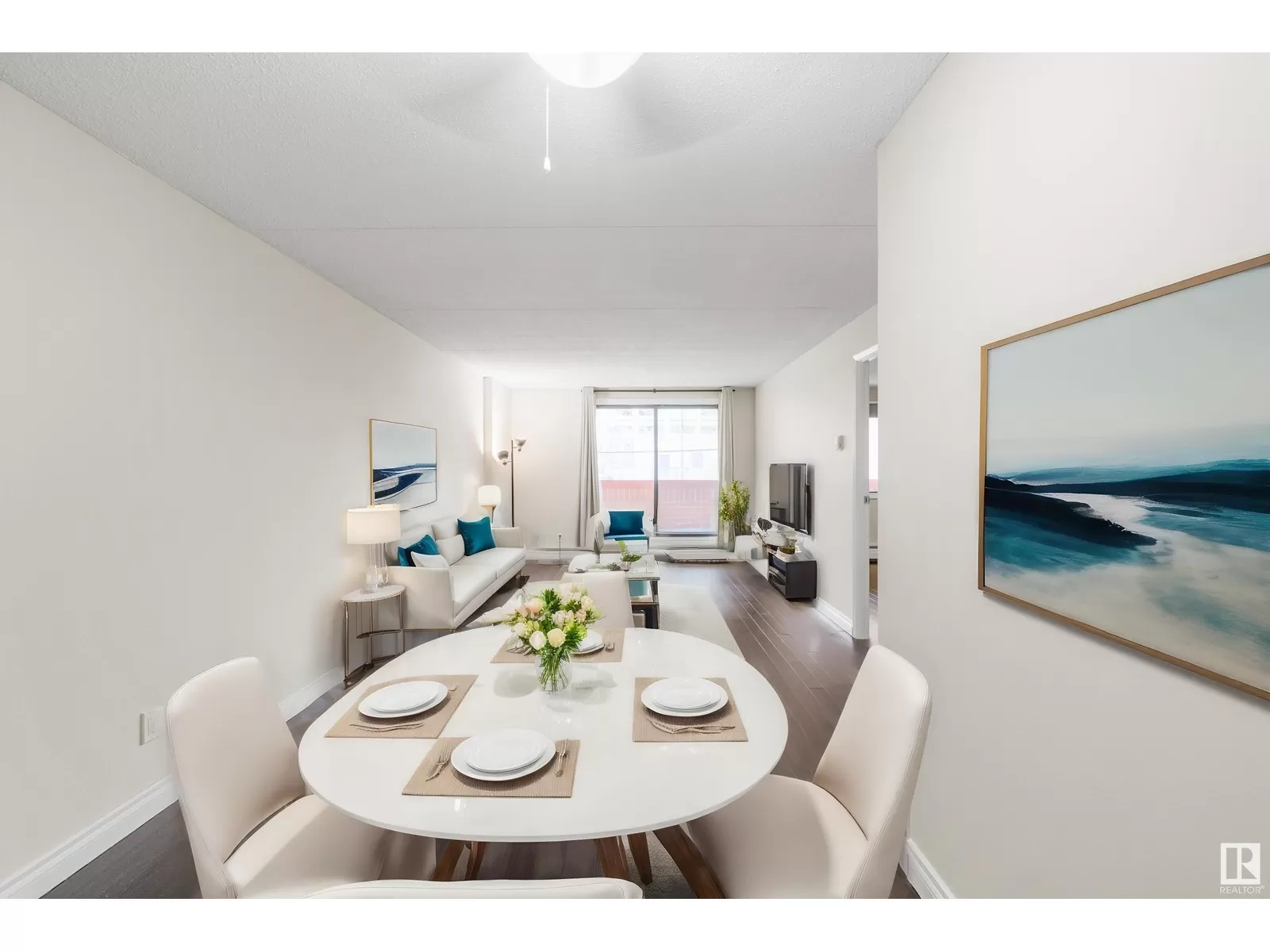 Apartment for rent: #201 9917 110 St Nw, Edmonton, Alberta T5K 2N4