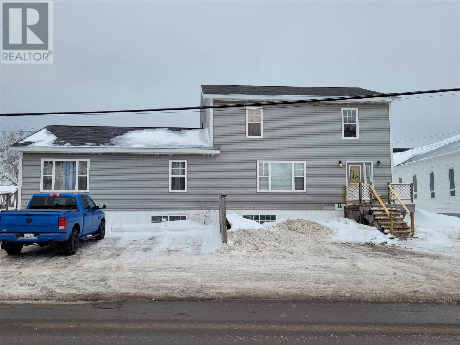 Multi-Family for rent: 201 Main Street, Springdale, Newfoundland & Labrador A0J 1T0
