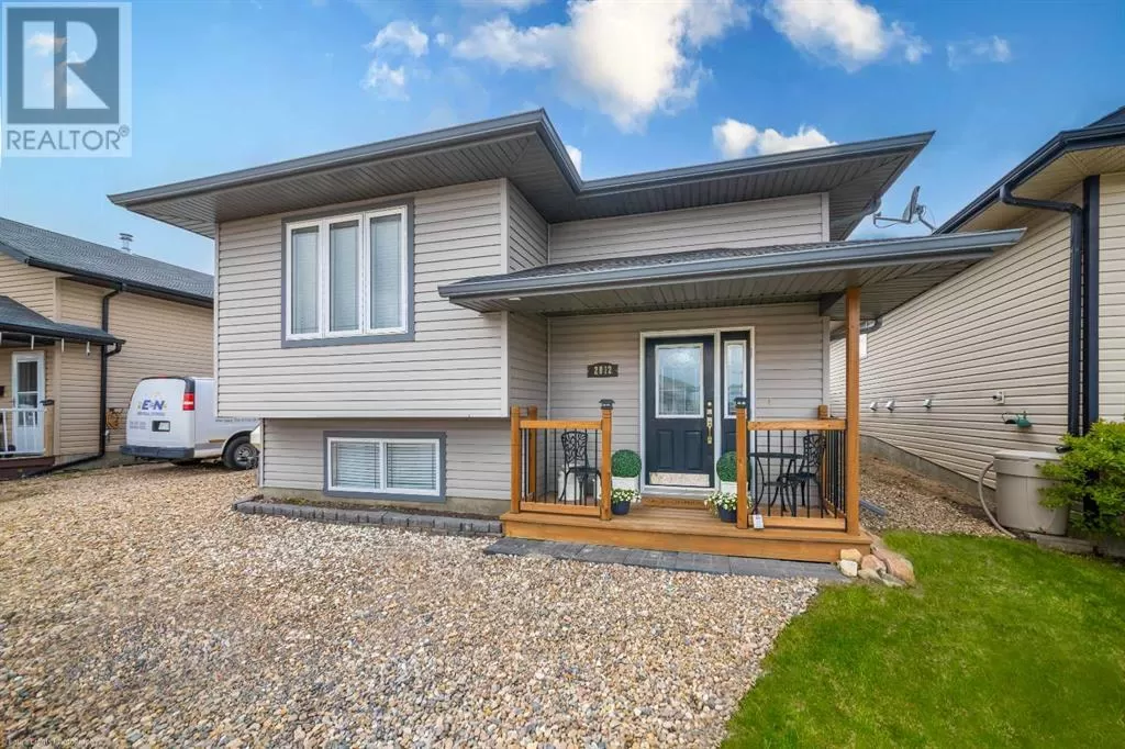 House for rent: 2012 46 Avenue, Lloydminster, Saskatchewan S9V 0Z6
