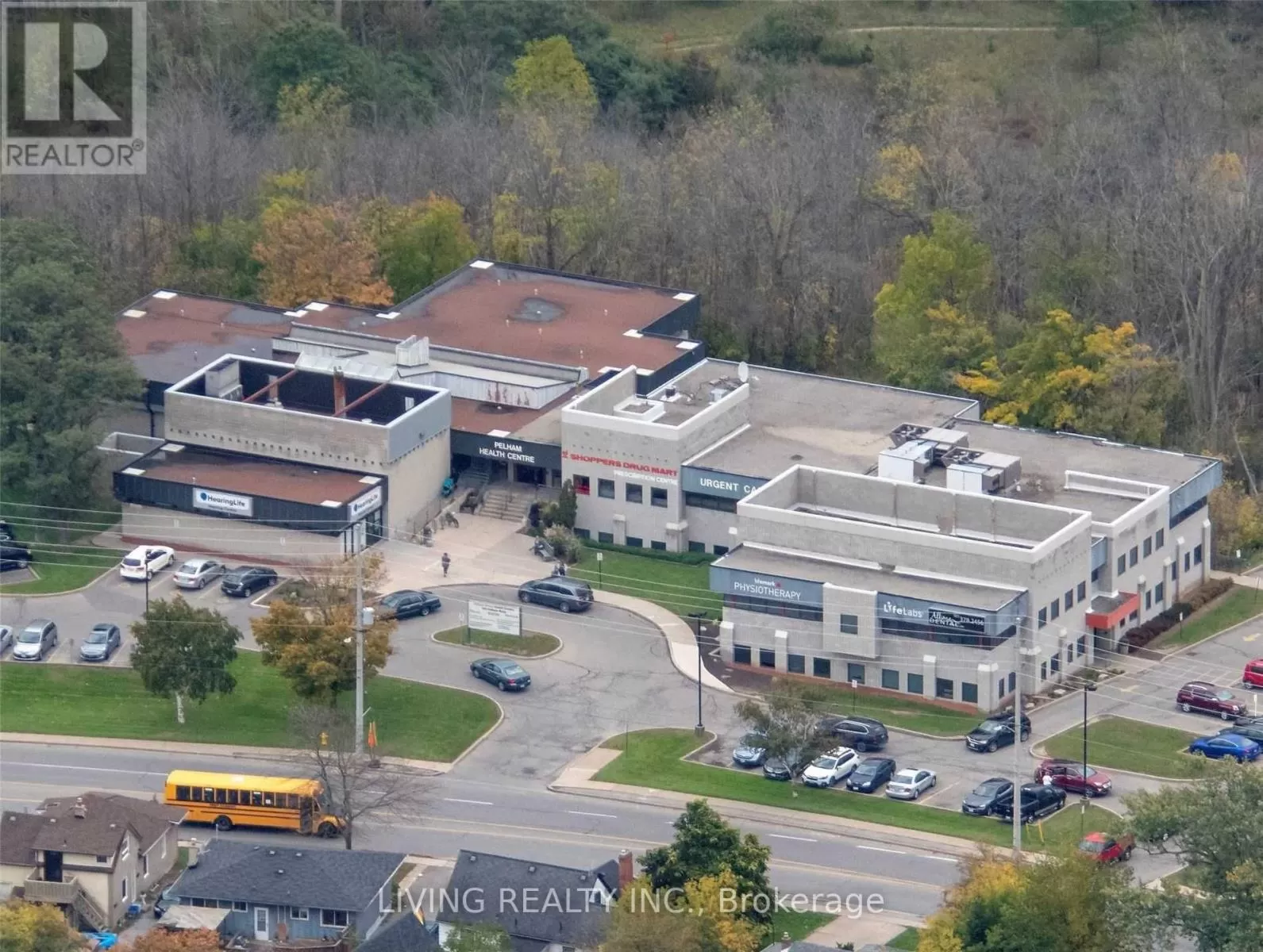 Offices for rent: 202 - 245 Pelham Road, St. Catharines, Ontario L2S 1X8
