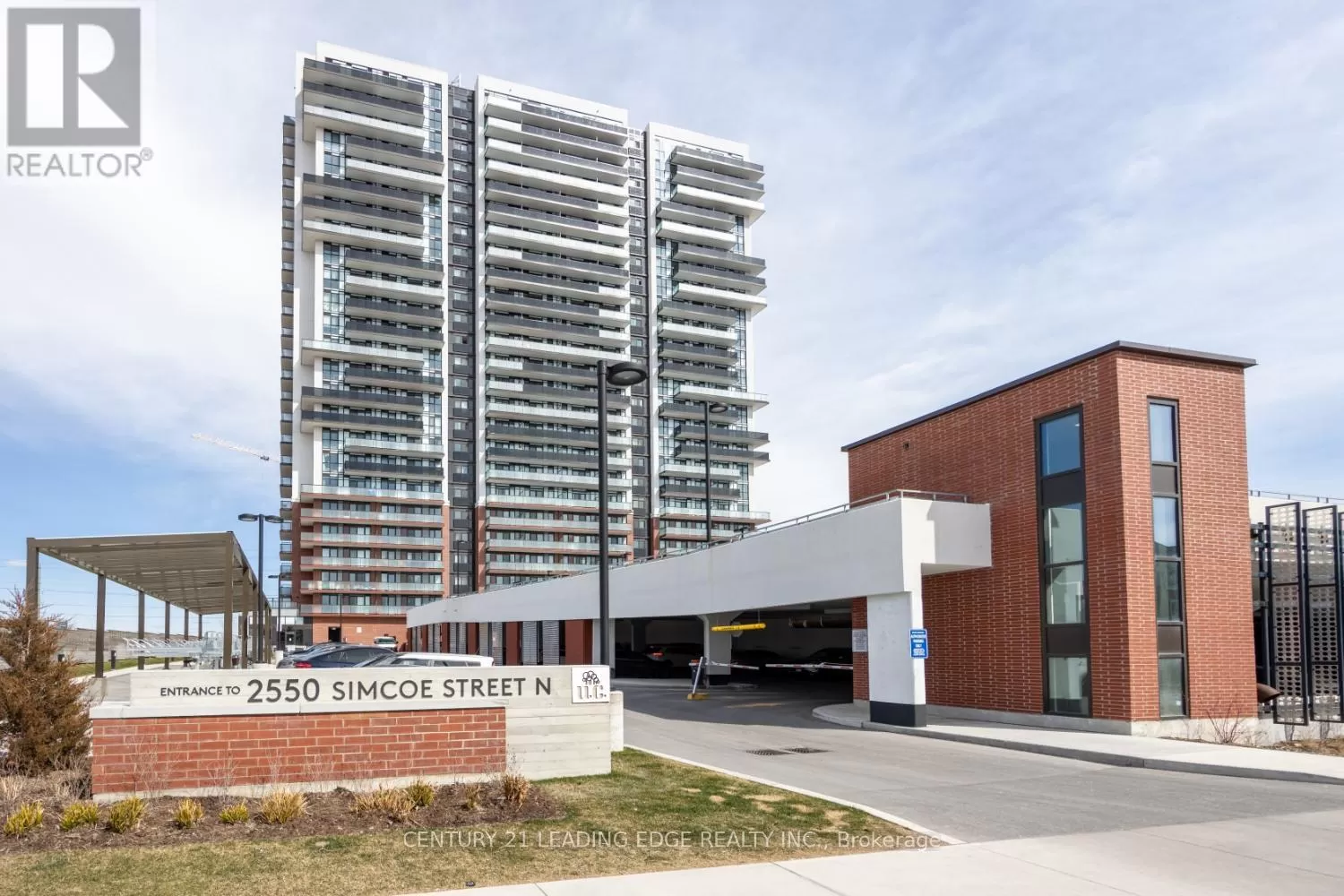 Apartment for rent: 202 - 2550 Simcoe Street N, Oshawa, Ontario L1L 0R5