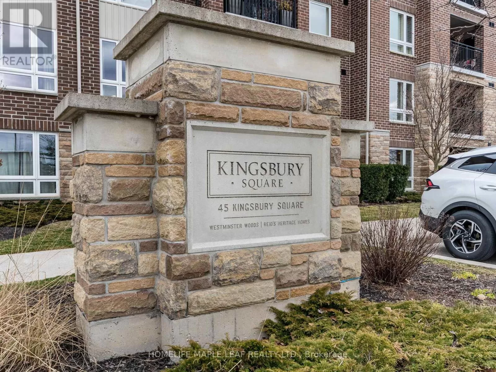Apartment for rent: #202 -45 Kingsbury Sq, Guelph, Ontario N1L 0L2