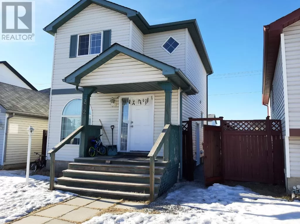 House for rent: 202 Saratoga Close Ne, Calgary, Alberta T1Y 7A1