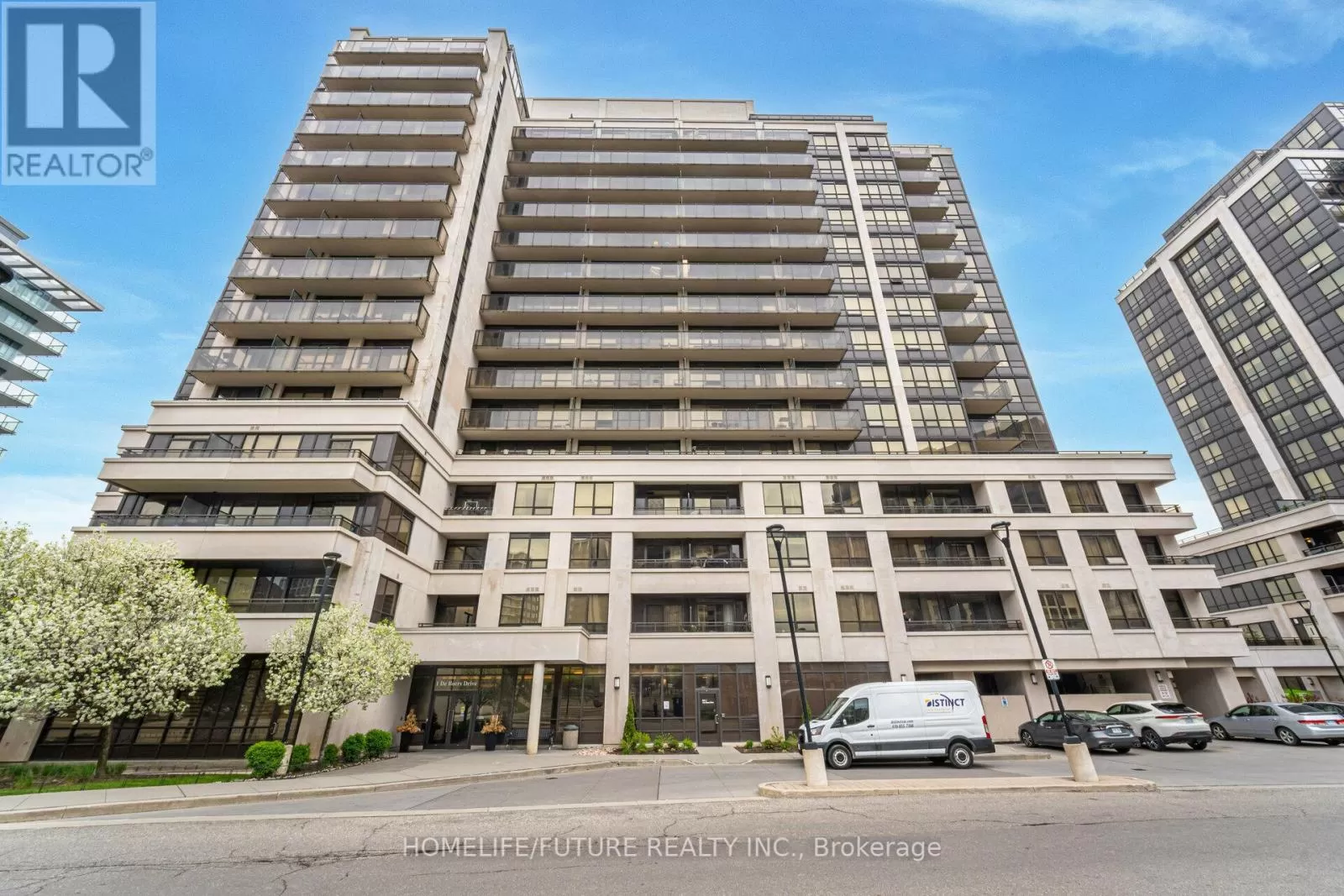 Apartment for rent: 204 - 1 De Boers Drive, Toronto, Ontario M3J 0G6
