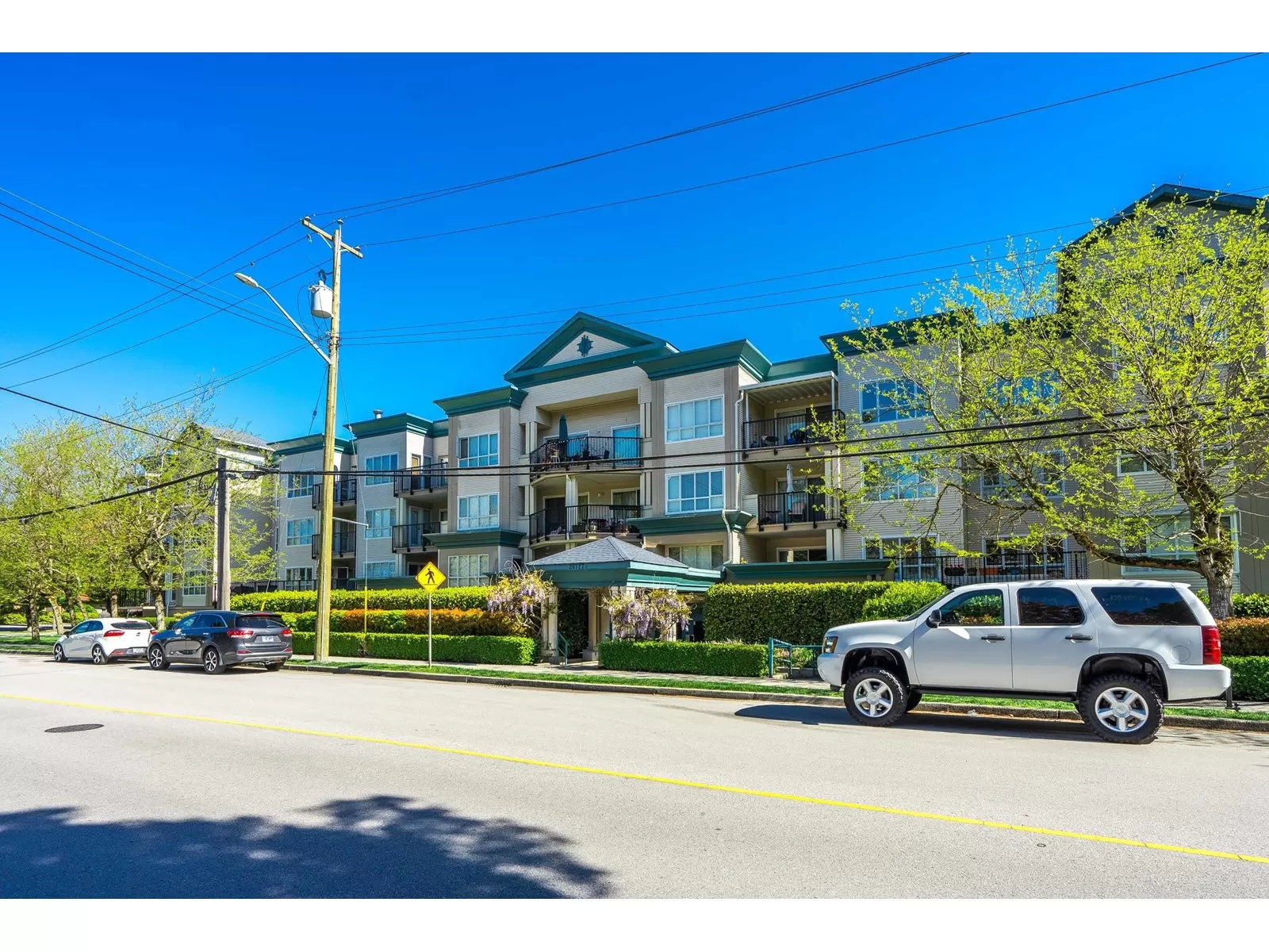 Apartment for rent: 204 20727 Douglas Crescent, Langley, British Columbia V3A 4C1