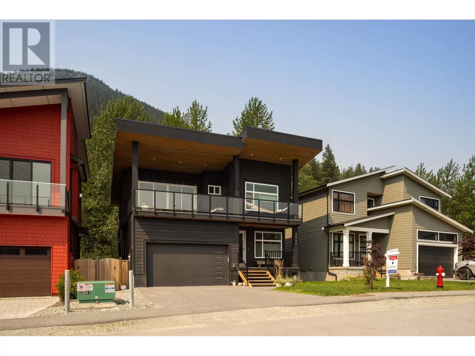 House for rent: 2044 Tiyata Boulevard, Pemberton, British Columbia V0N 2L1