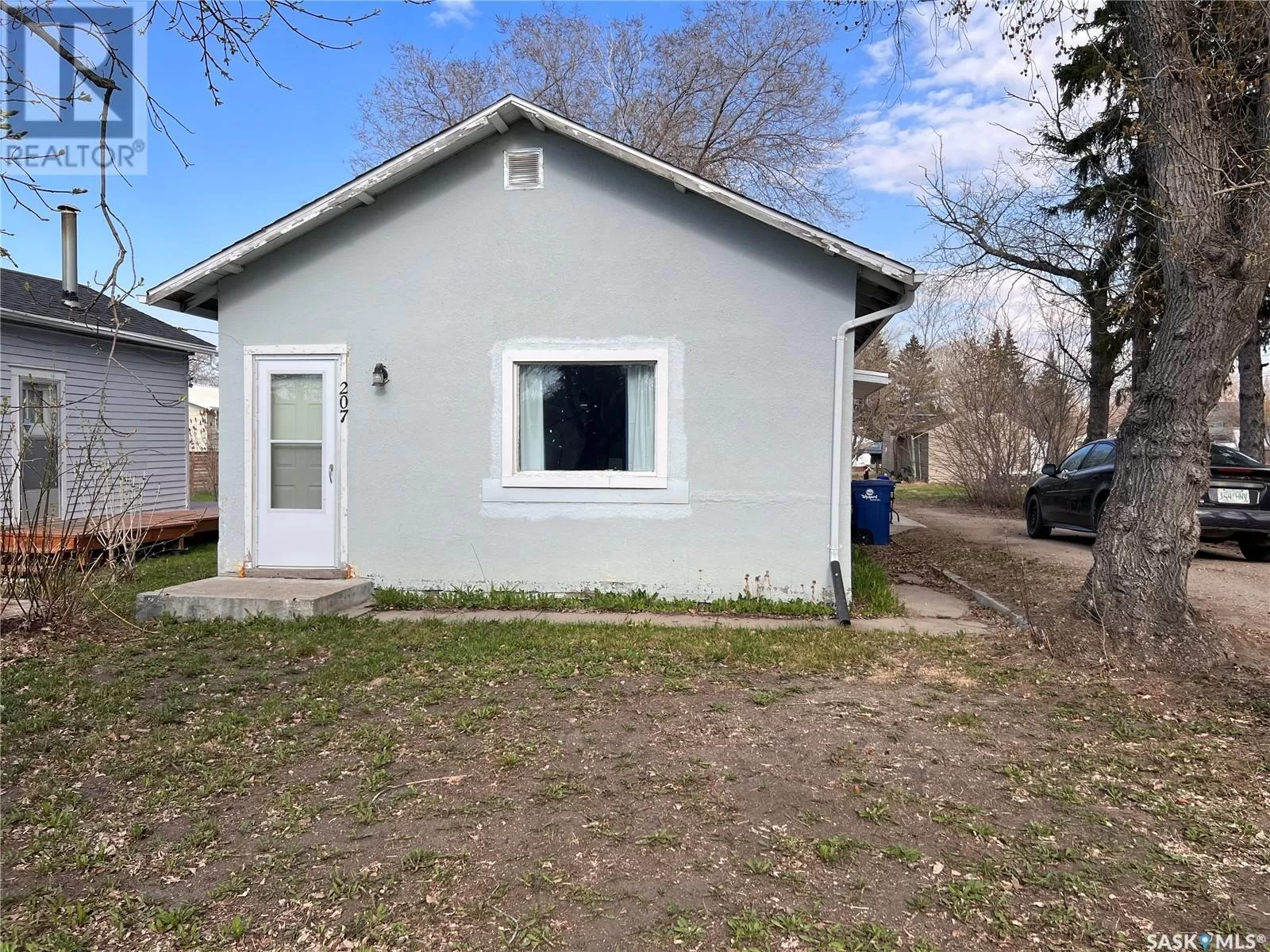 House for rent: 207 4th Street W, Wynyard, Saskatchewan S0A 4T0