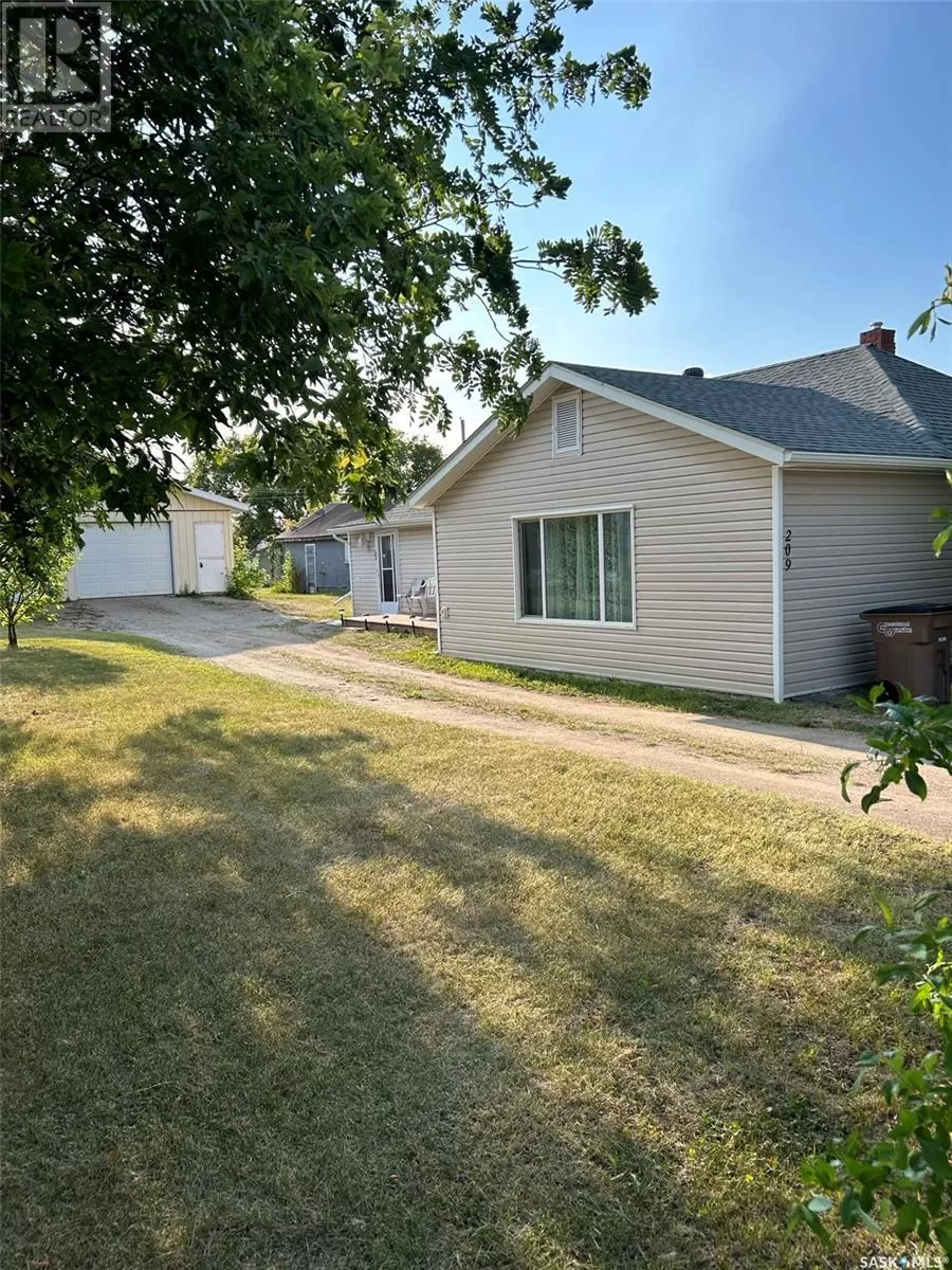 House for rent: 209 Prouse Street, Kelvington, Saskatchewan S0A 1W0