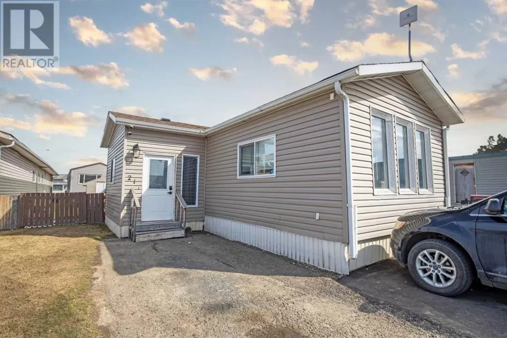 Mobile Home for rent: 21, 9531 98 Street, Grande Prairie, Alberta T8V 2B6