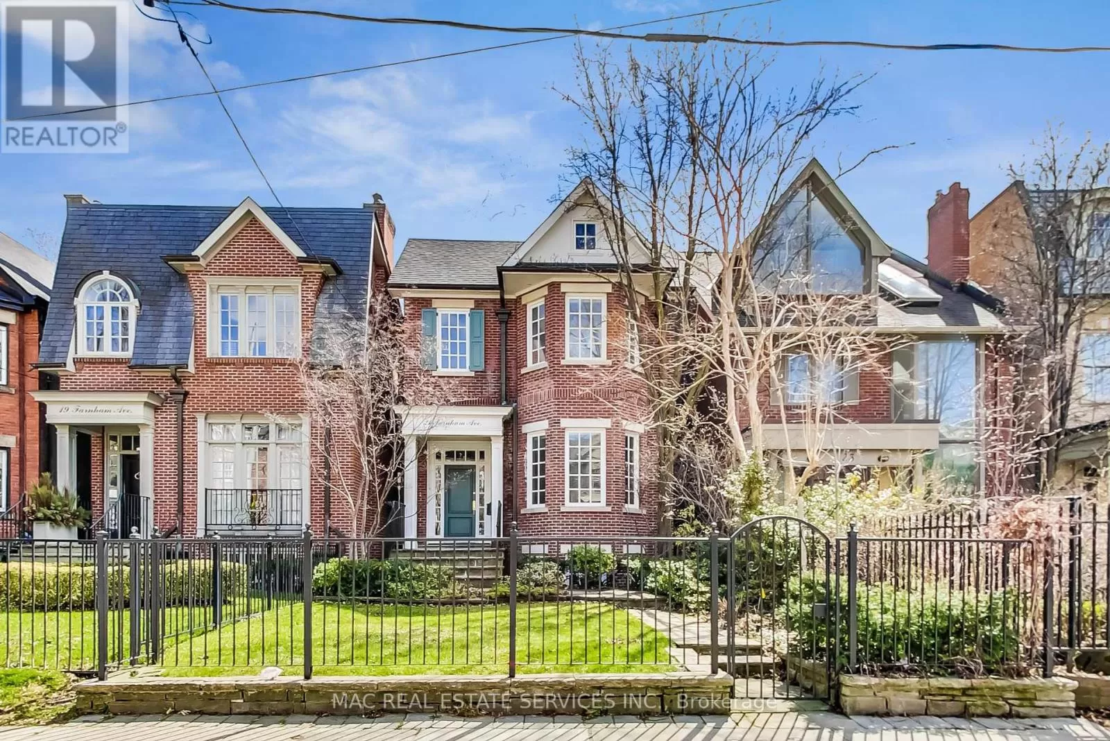 House for rent: 21 Farnham Avenue, Toronto, Ontario M4V 1H6