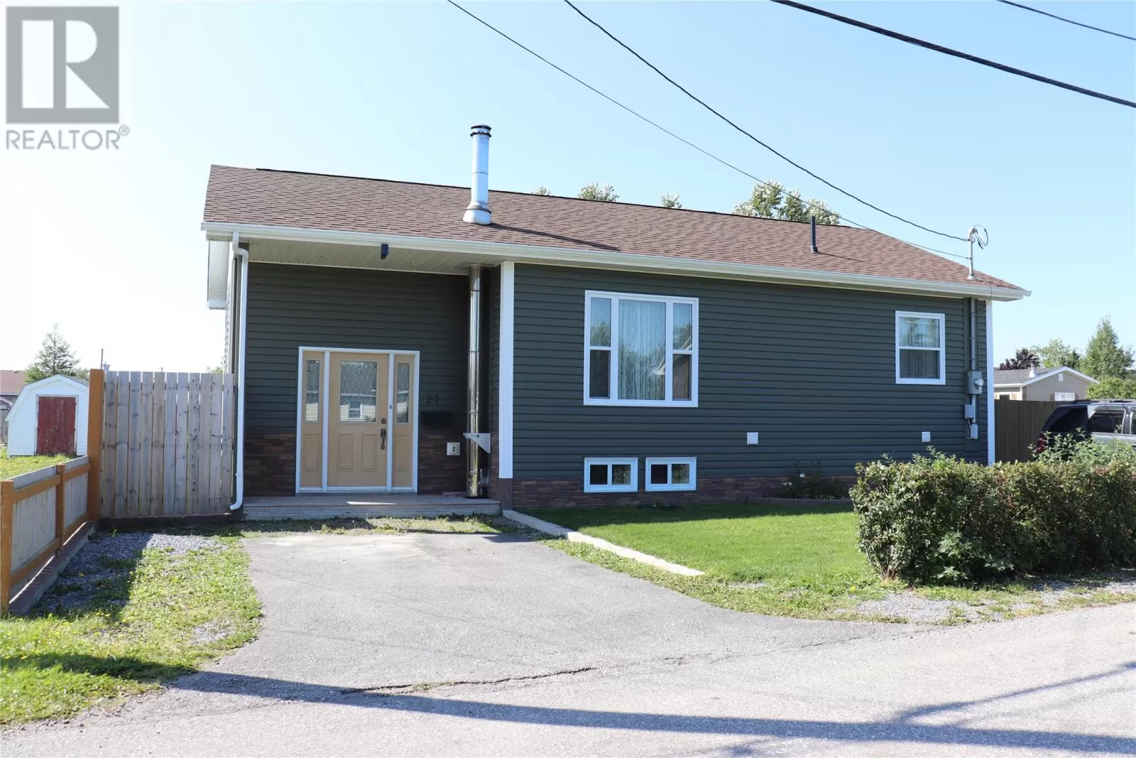House for rent: 21 O'briens Drive, Stephenville, Newfoundland & Labrador A2N 2B2