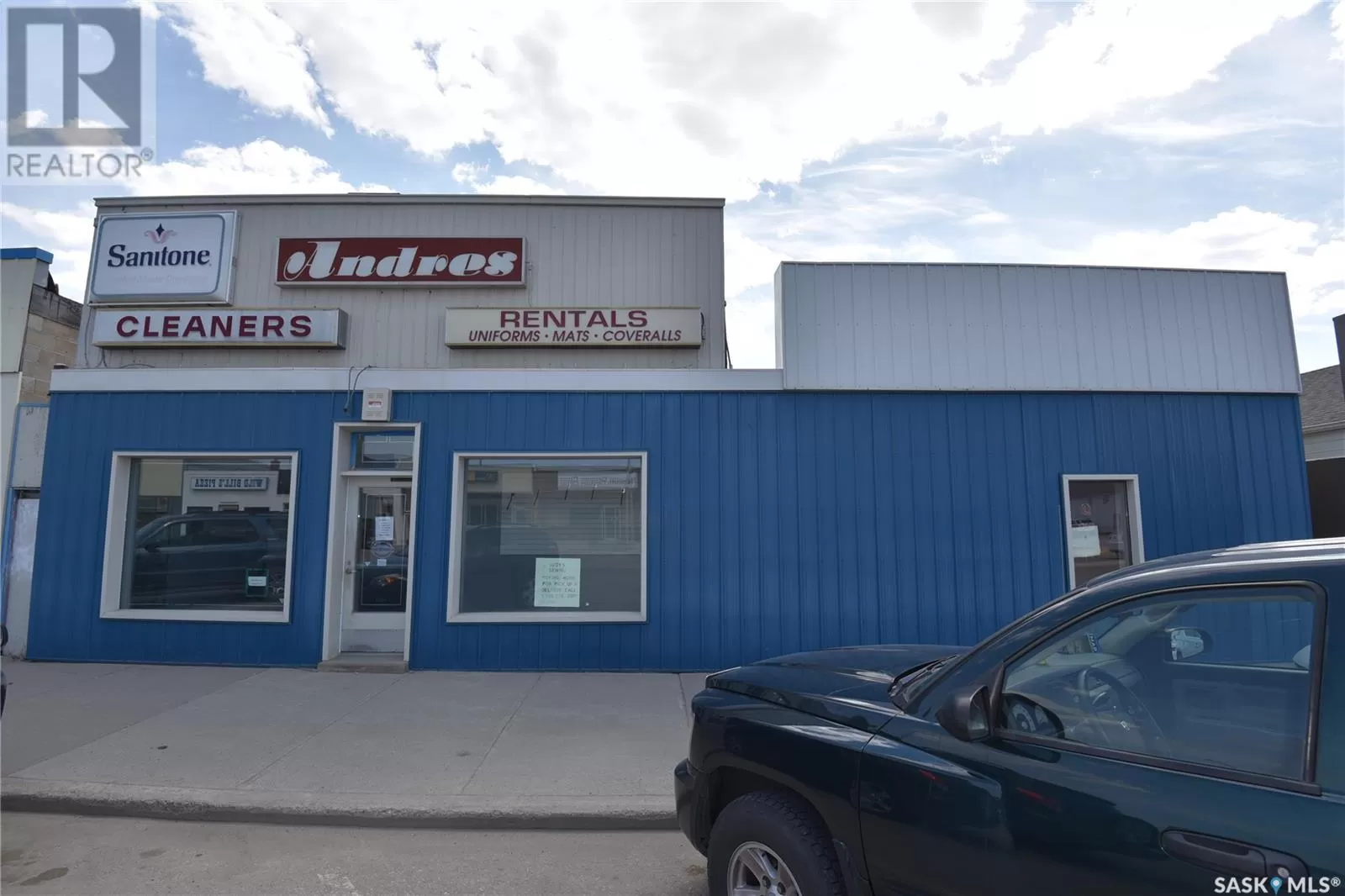 Retail for rent: 212 1st Avenue W, Nipawin, Saskatchewan S0E 1E0